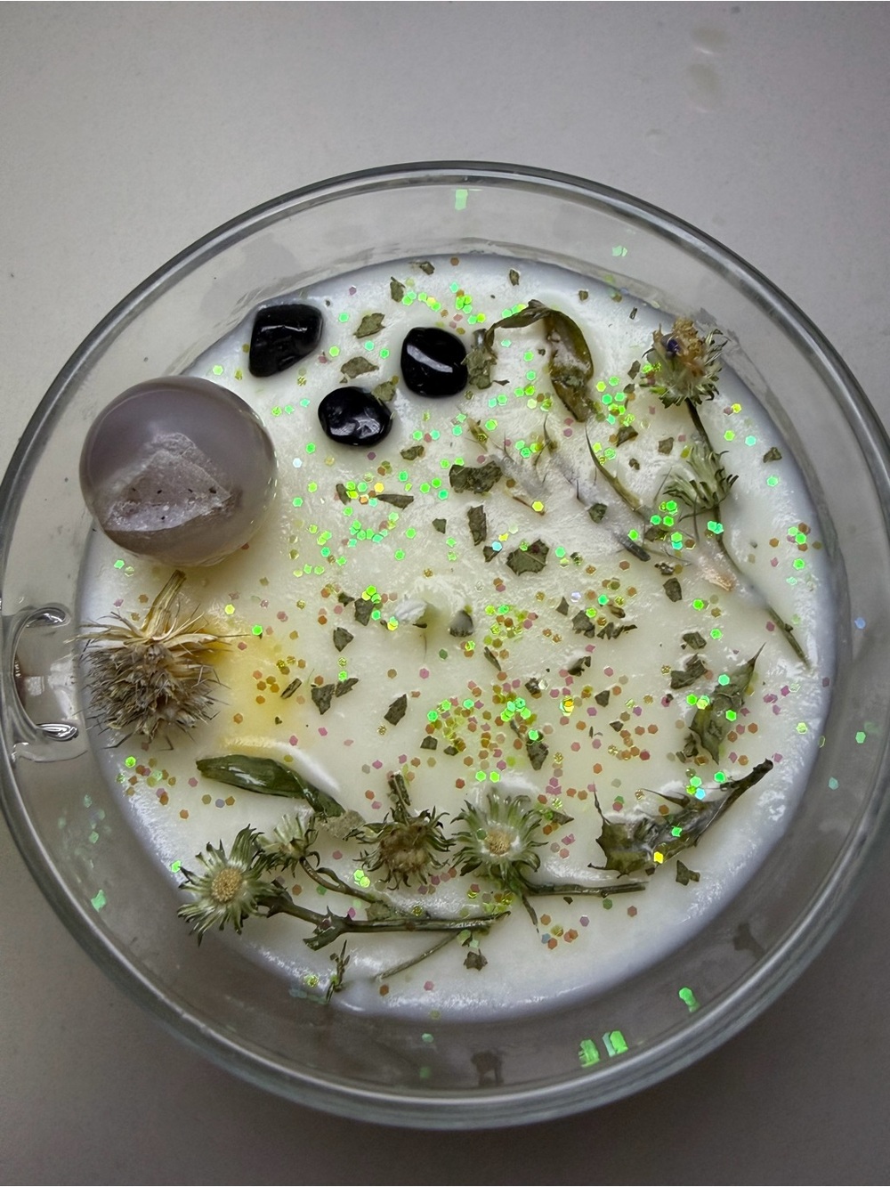 βDruzy Sentimentβ ~7oz Lily & Plumeria Scented Handcrafted Soy Candle